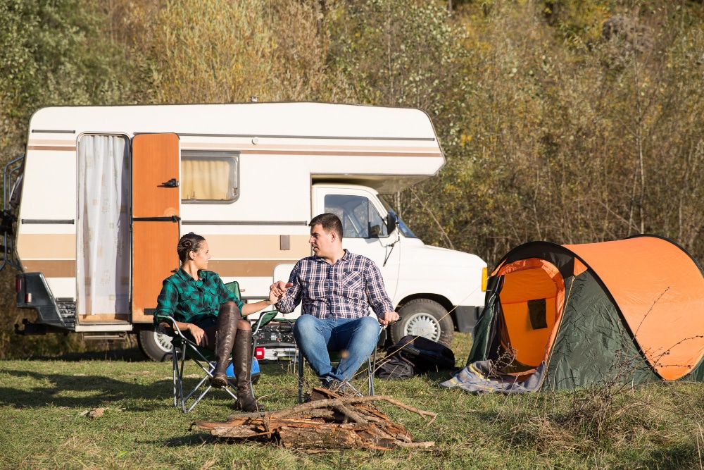 how to live in an rv full time